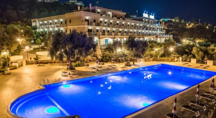 (Nights 6-7) Hotel Delle More, Vieste